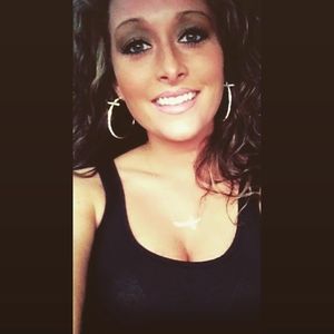 Meet your Posher, Stefany